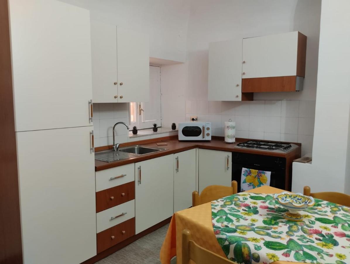 Manzoni 81 Apartment Катания Экстерьер фото